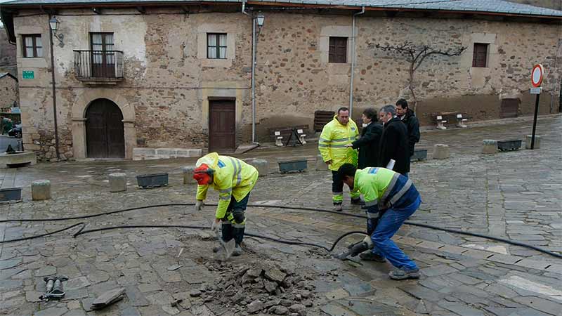 Obras en Salas de los Barrios