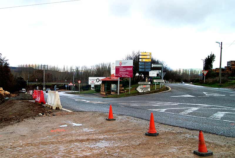 Nueva glorieta de Carracedelo