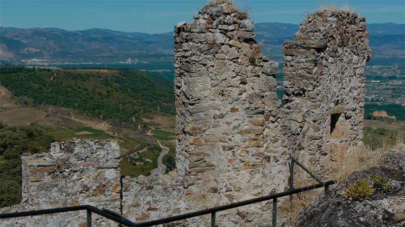 Castillo de Cornatel