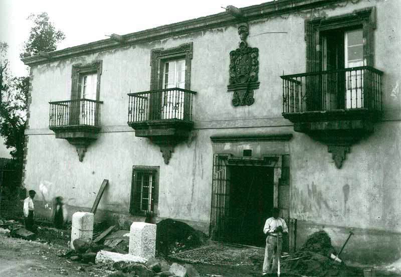 Casa de los Macía en Ponferrada - Arturo González