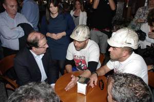 Herrera reunido con los mineros en Ponferrada. Foto Bierzotv