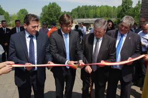 Emilio Orejas, Raúl Valcarce, y Fidentino Reyero, inauguran la Feria del Bierzo 2015. Foto Bierzotv.