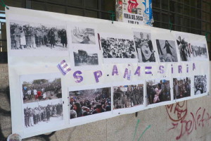 Pancarta sobre los refugiados en la celebración del 15M en Ponferrada. Foto: raúl C.