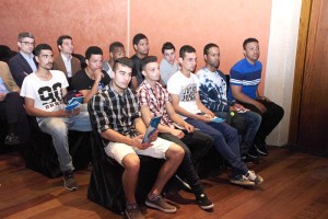 Jóvenes participantes en el programa de formación de Cáritas Ponferrada. Foto: Raúl C.