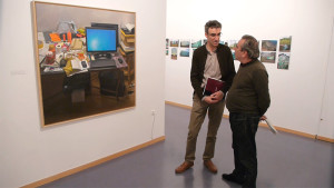 José Luis Tabernero y José Ramón Rodríguez en la inauguración de la exposición sobre los Premios Injuve 2014. Foto: Raúl C.