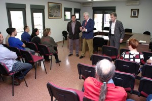 Guillermo García y Pedro Fernández clausuran el taller de empleo Sampiro V en Toral de los Vados. Foto: Raúl C.