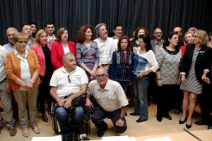 Firma del convenio de colaboración con las asociaciones culturales y sociales de Ponferrada. Foto: Raúl C.