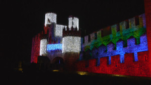 Iluminación navideña del Castillo de los Templarios. Foto: Raúl C.