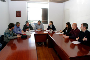 Reunión de los trabajadores de Ciuden con Graciliano Palomo, y María Aurora Flórez . Foto: Raúl C.