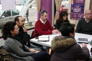 Comité de Empresa de Ciuden reunidos en la sede de Podemos. Foto: Raúl C.